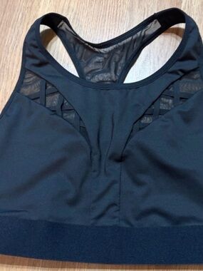 🖤 Victoria Sport Black Mesh Cage Racerback Sports Bra | Size M | EUC Like New 🖤